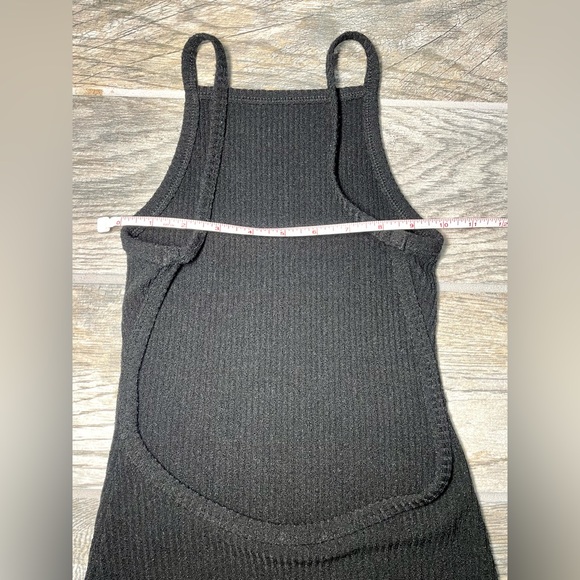 Aritzia dress bundle - Picture 10 of 11